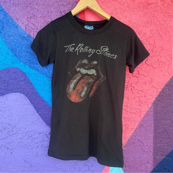 The Rolling Stones graphic tee woman’s large - Picture 1 of 3
